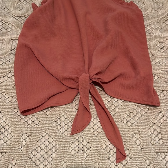 Tank top. - Picture 3 of 4